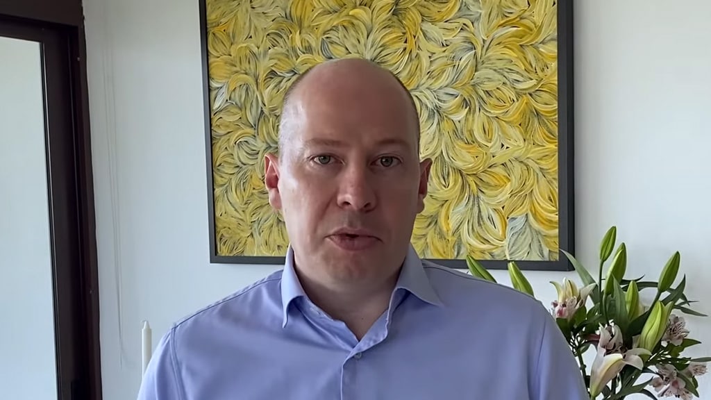 Changing shape e-commerce logistics