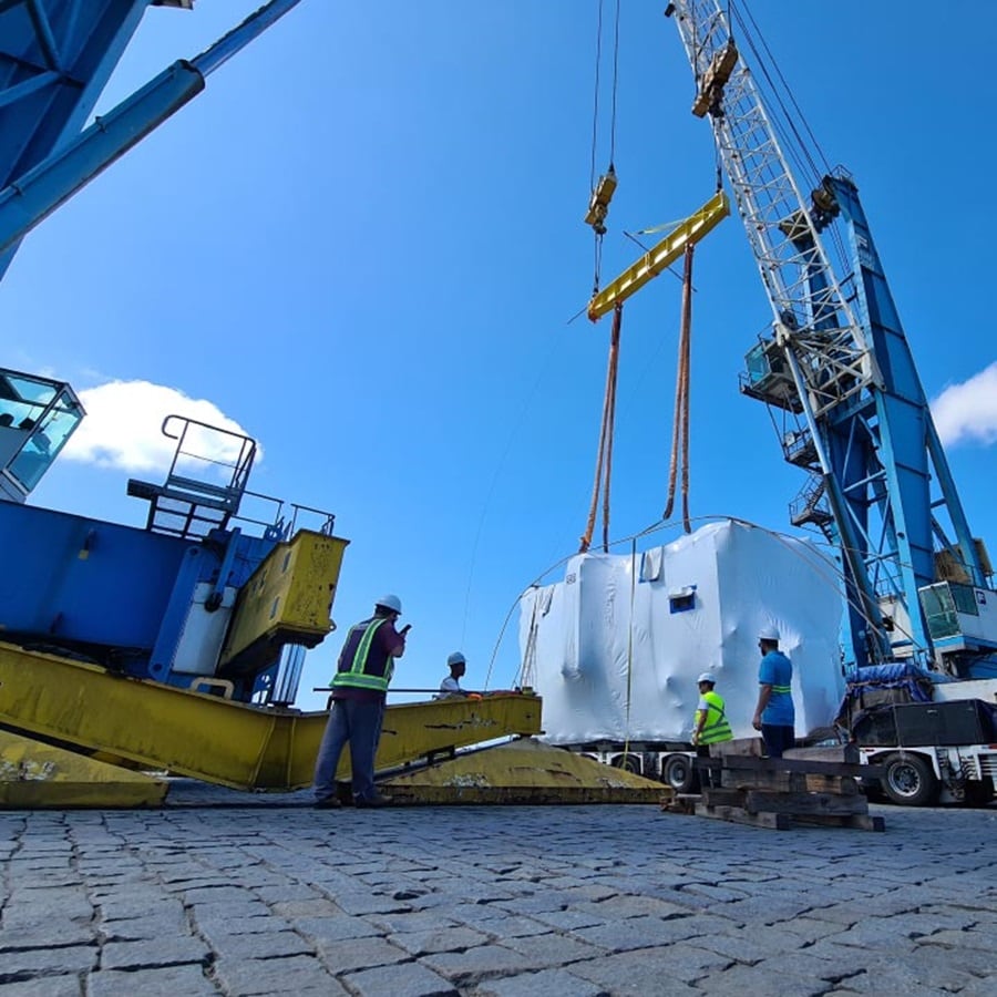 Crane with large cargo