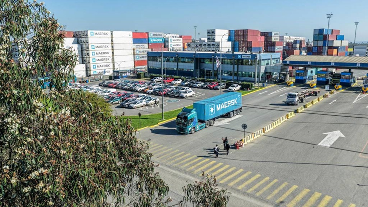 truck-on-toll