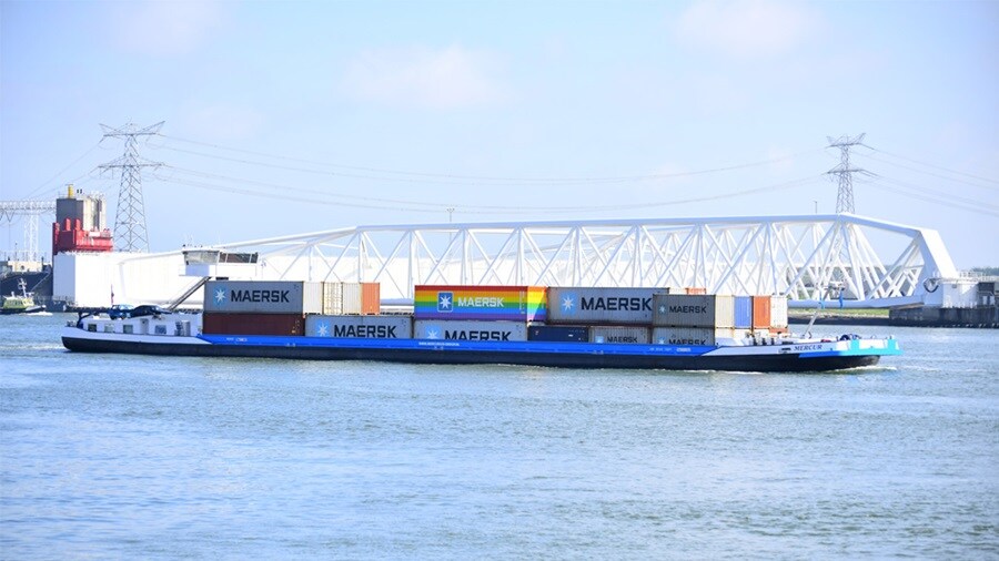 Rainbow container world tour